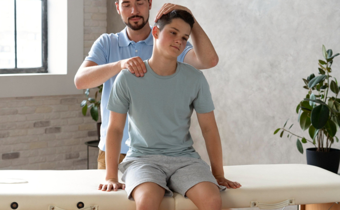 Camelback Medical Centers | How Physical Rehab Can Help Ease Neck Pain In Scottsdale?