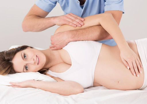 Camelback Medical Centers | How Chiropractic Care During Pregnancy Works